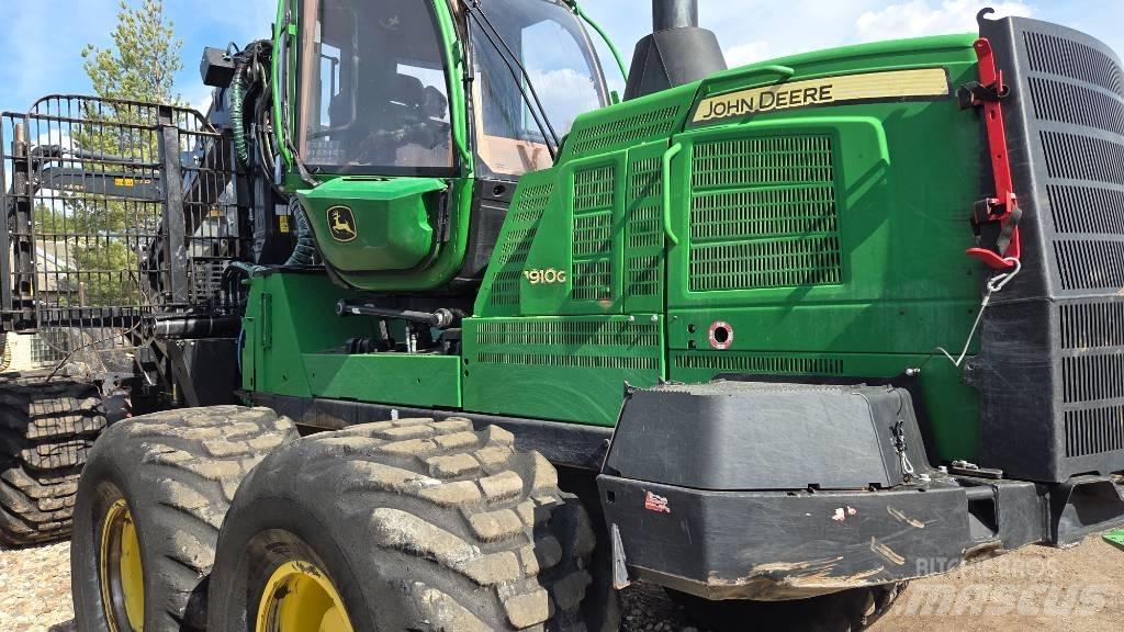 John Deere 1910 G Skotare