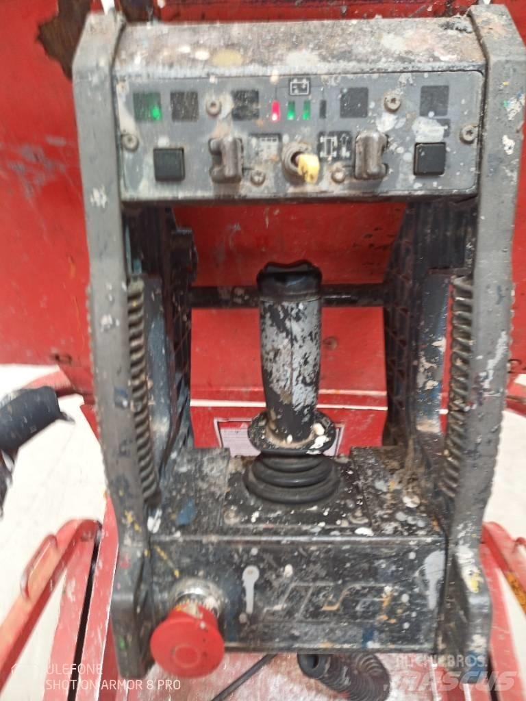 JLG 2030 ES Saxliftar