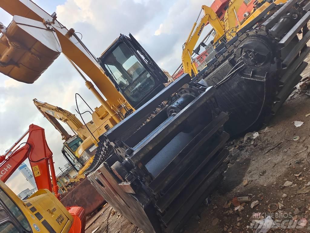 CAT 320 C Amfibiska grävmaskiner