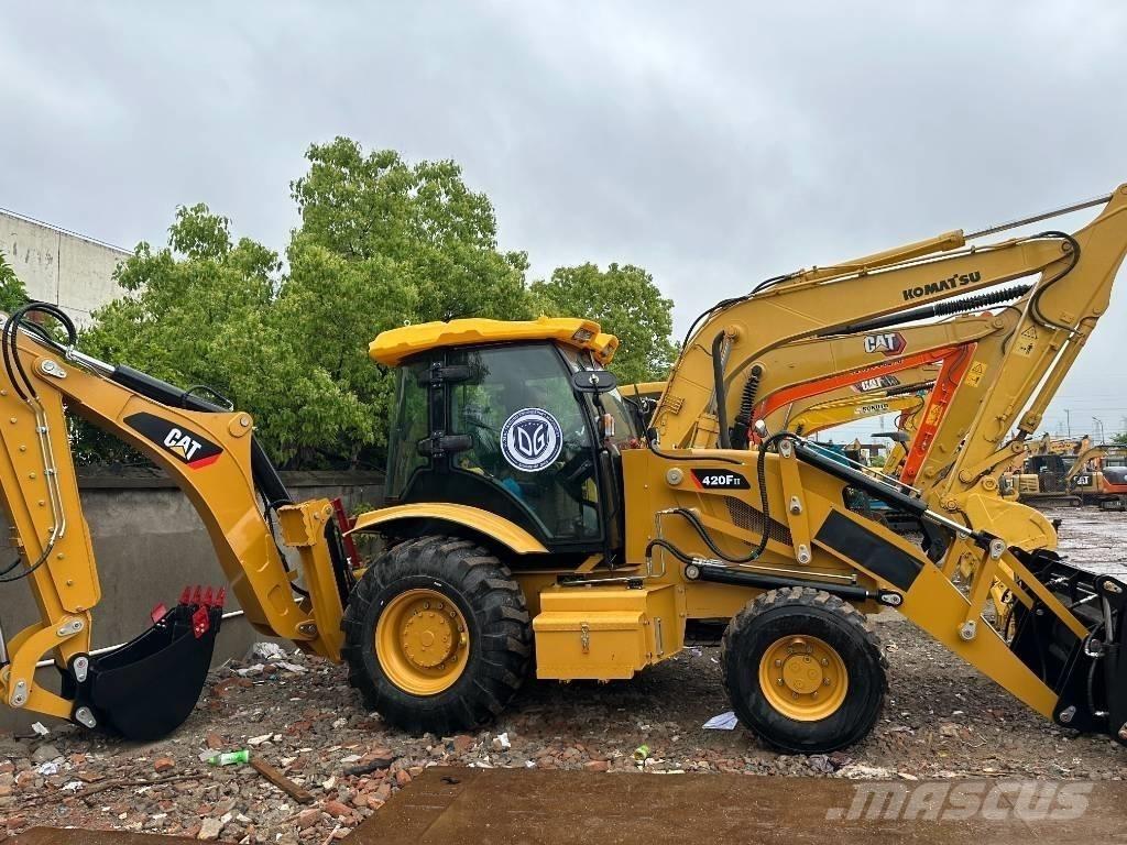 CAT 420 F Grävlastare