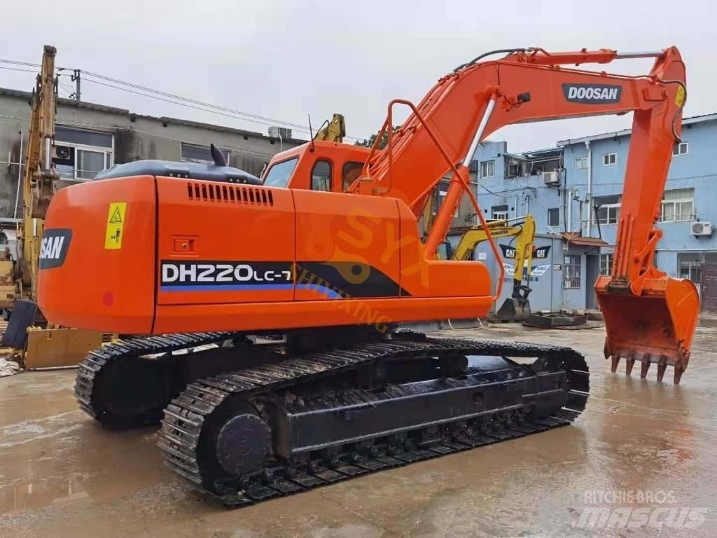 Doosan 220 LC-7 Bandgrävare