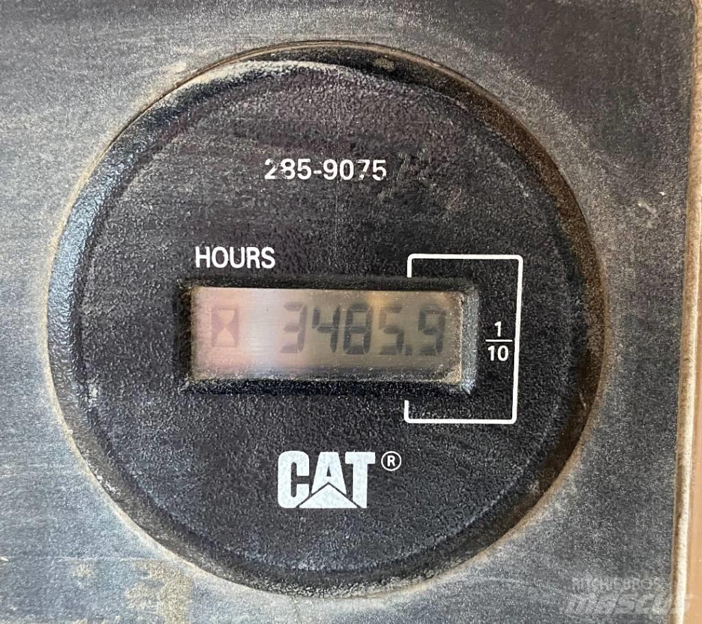 CAT D 11 N Bandschaktare