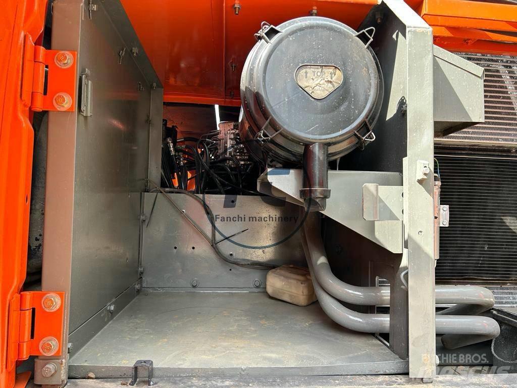 Hitachi ZX 200-6 Bandgrävare