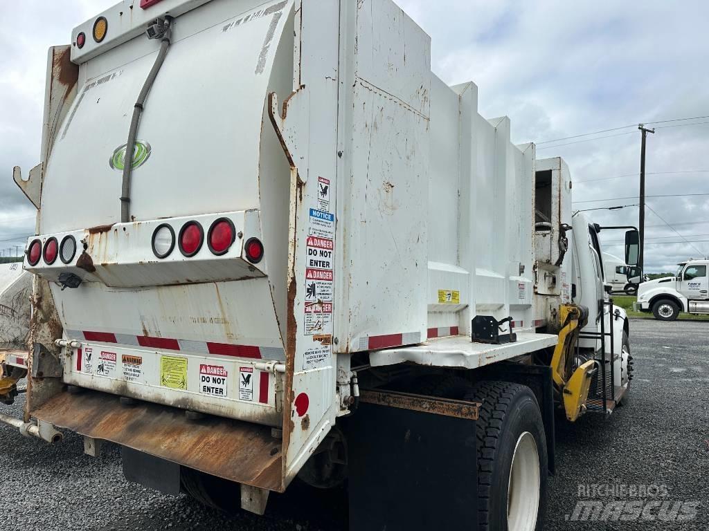 Freightliner M2 Sopbilar