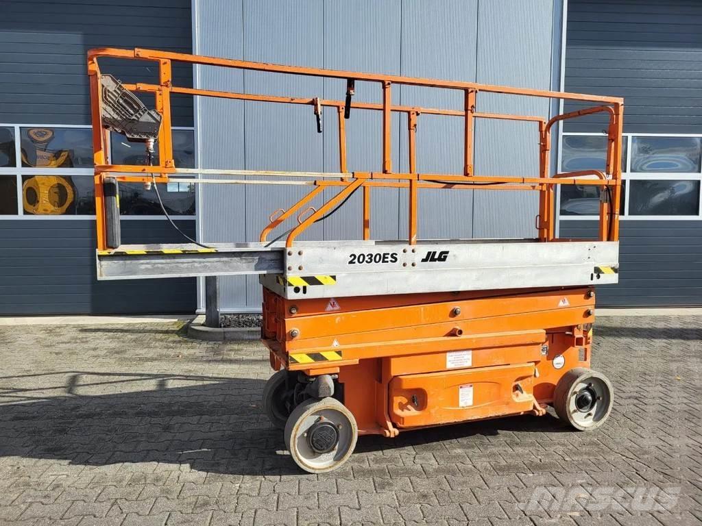 JLG 2030ES Saxliftar