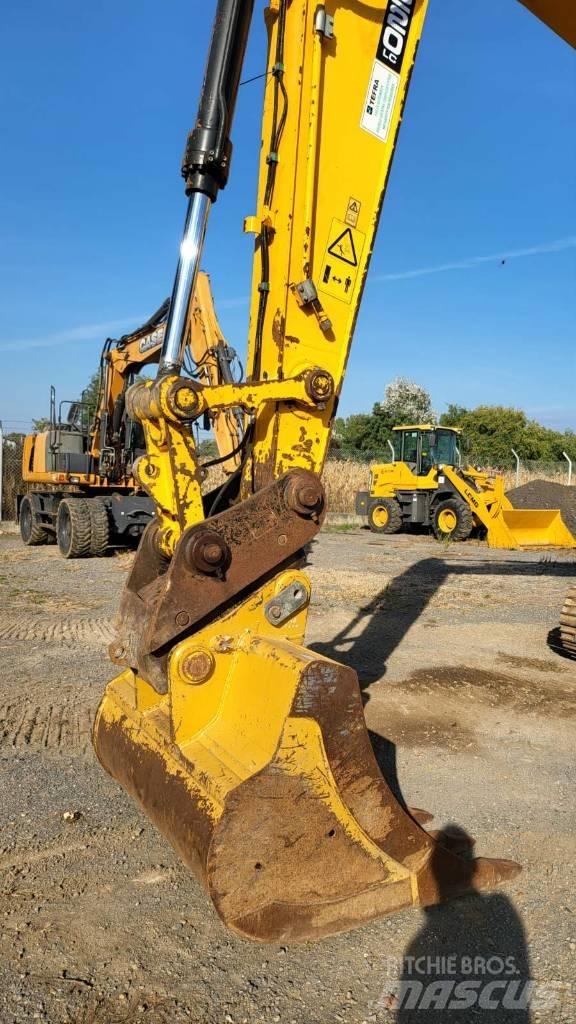 JCB JS 220 LC Bandgrävare