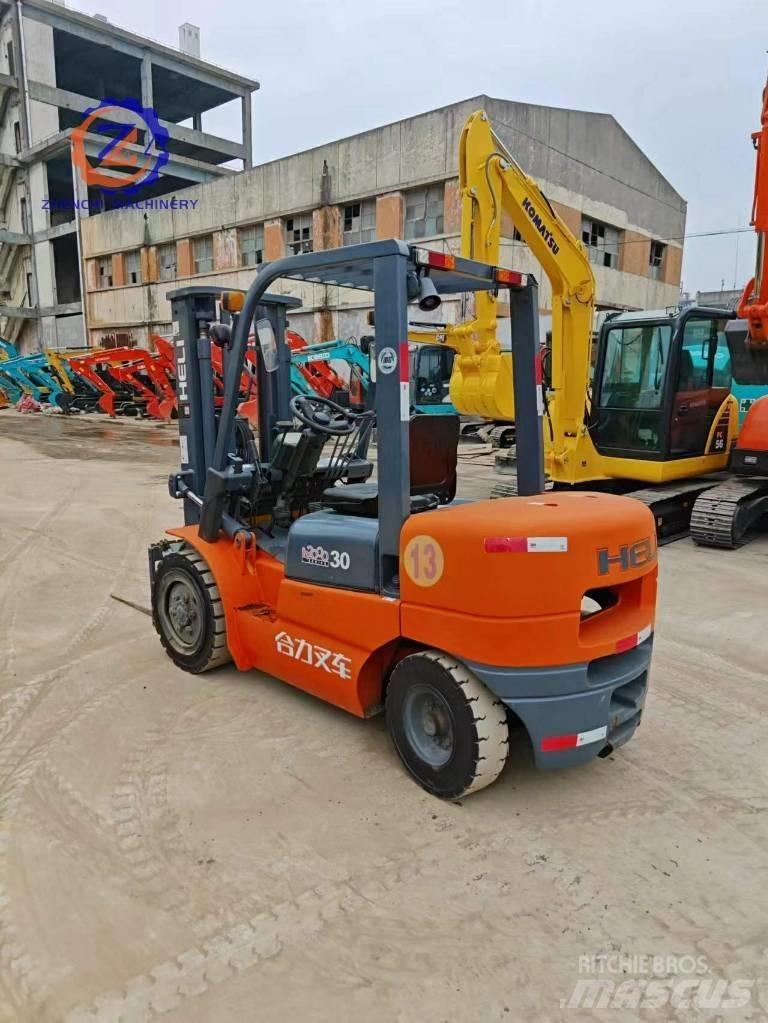 Heli CPCD 30 Dieselmotviktstruckar