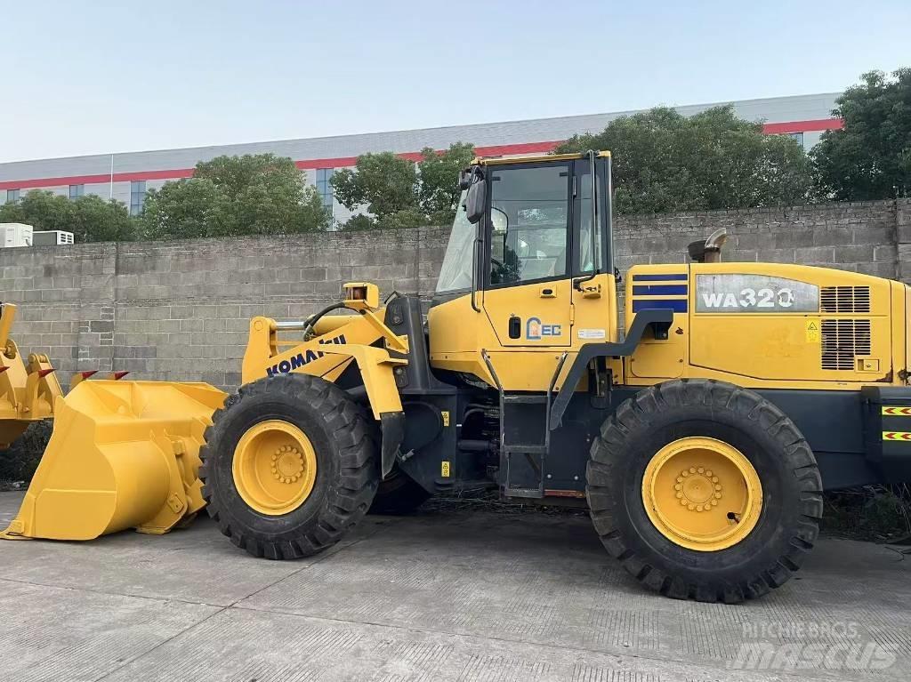 Komatsu WA 320 Hjullastare
