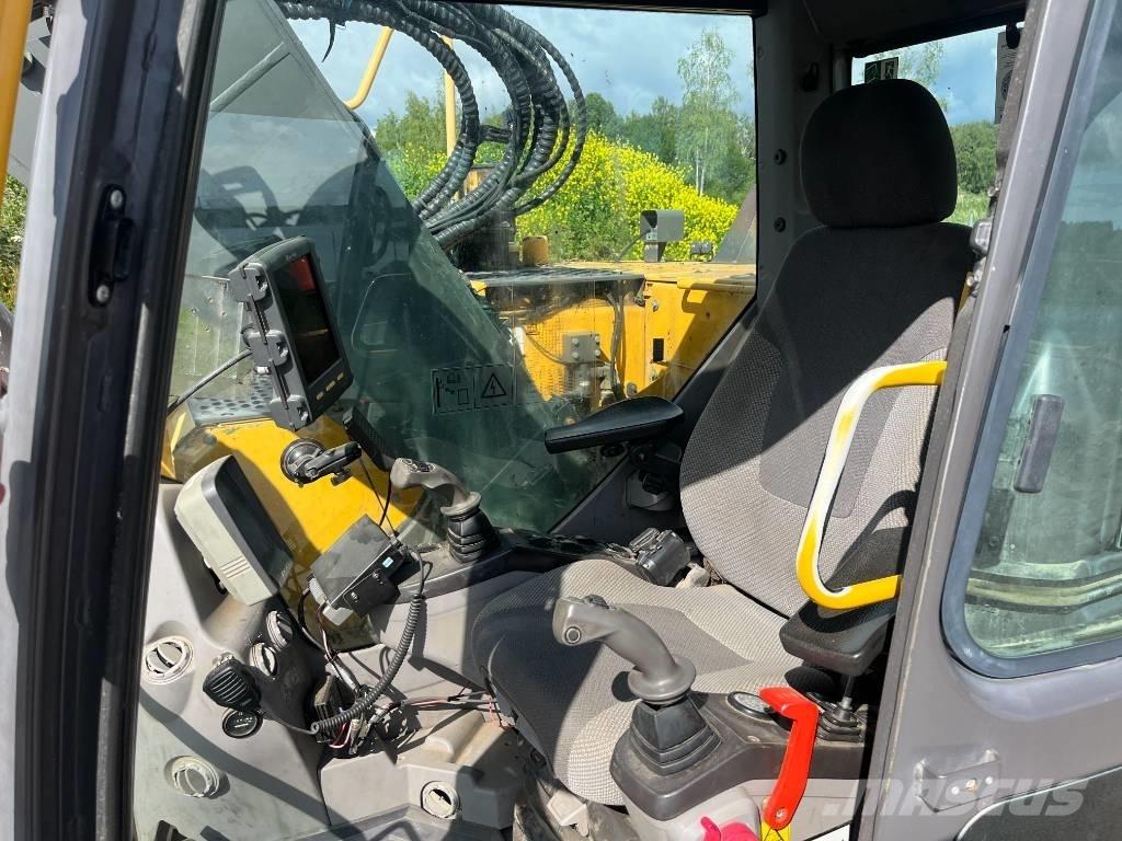 Volvo ECR 235 D Bandgrävare