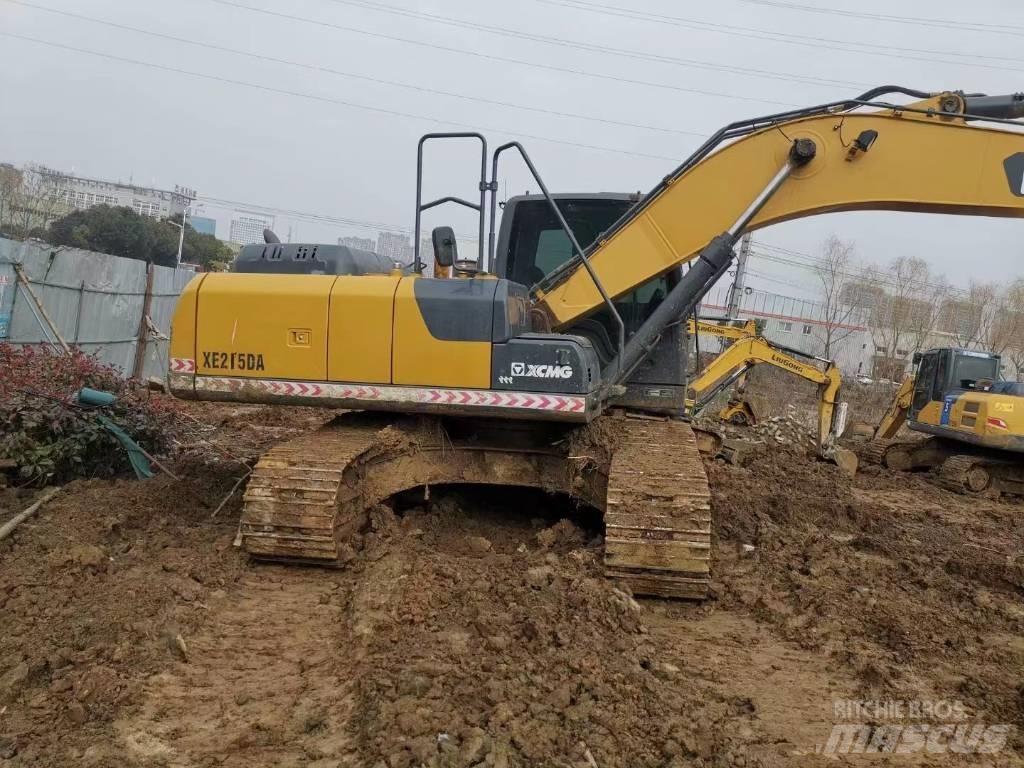 XCMG XE 215 DA Bandgrävare