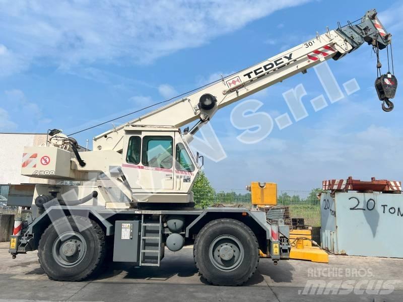 Terex A 300 Terrängkranar (Grov terräng)
