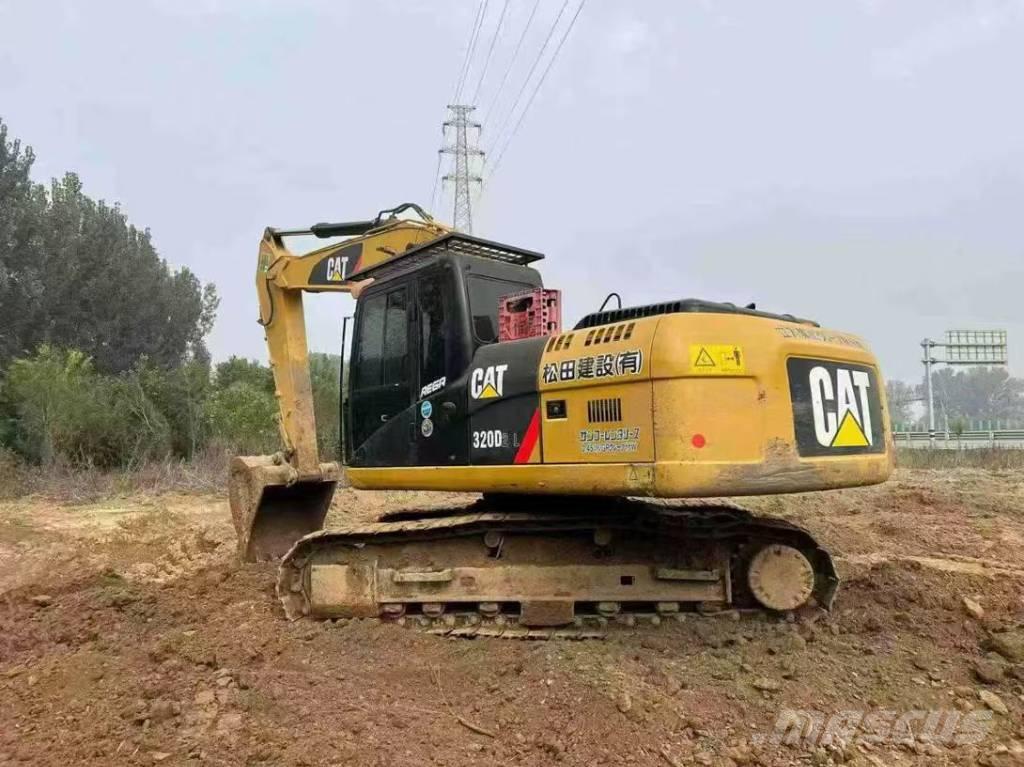CAT 320 D L Bandgrävare