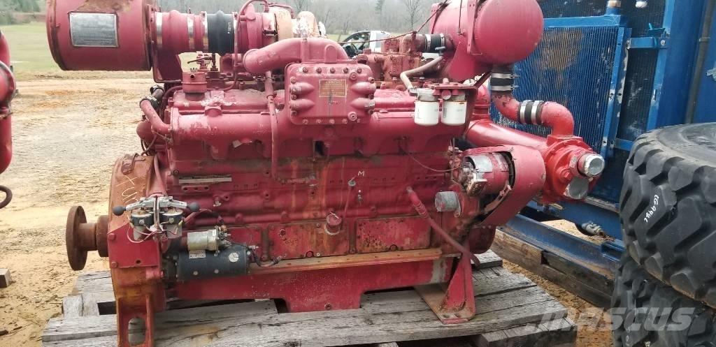 Cummins VT635-F Motorer