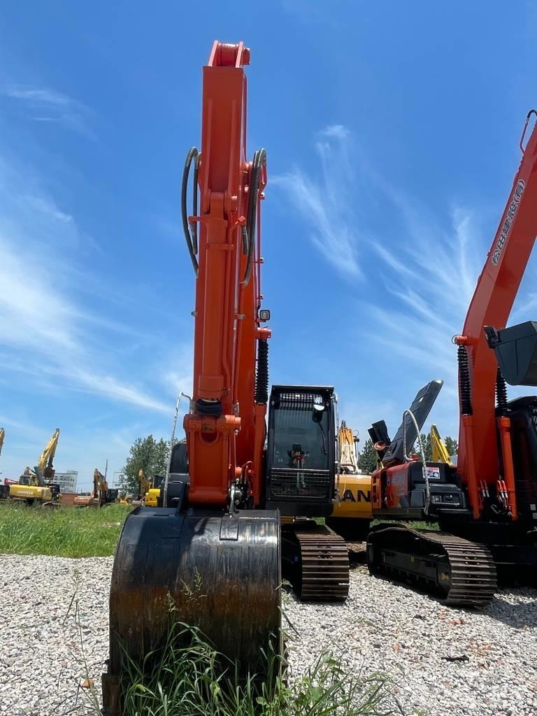 Hitachi ZX 200 Bandgrävare