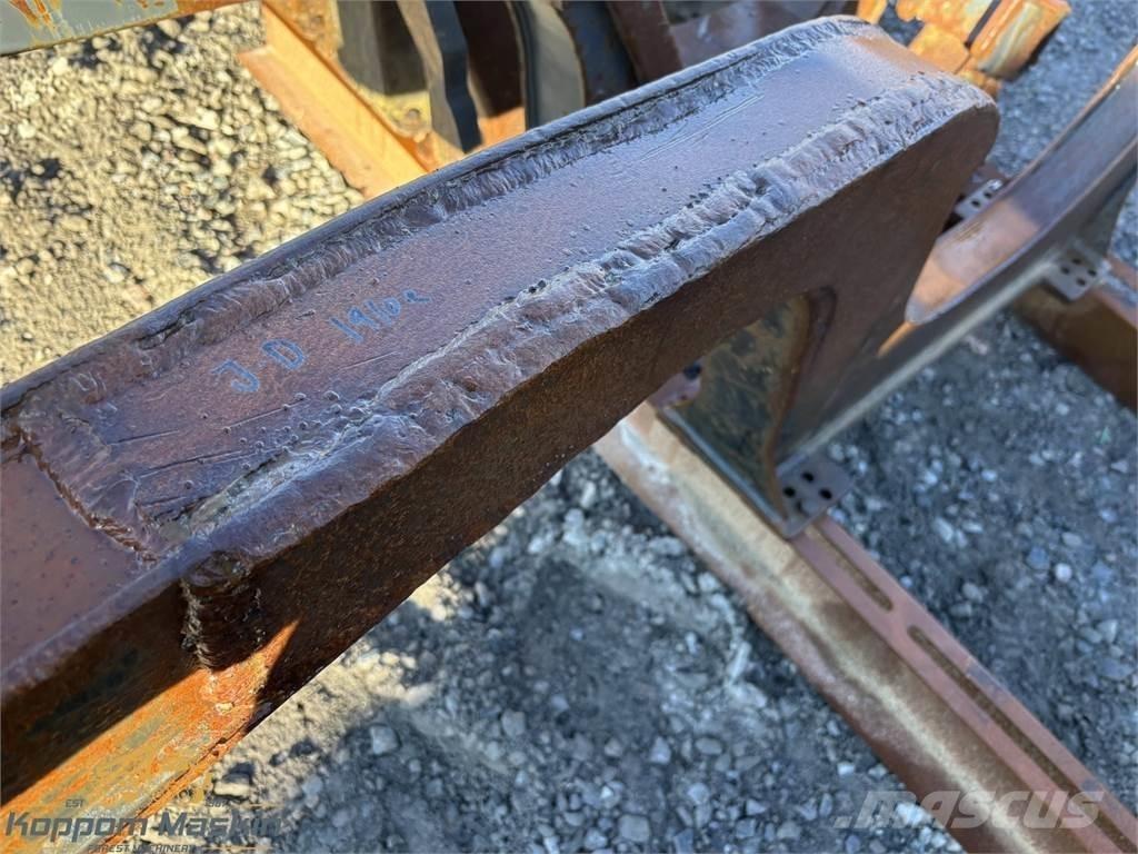 John Deere 1910 Redskap till skogsmaskiner