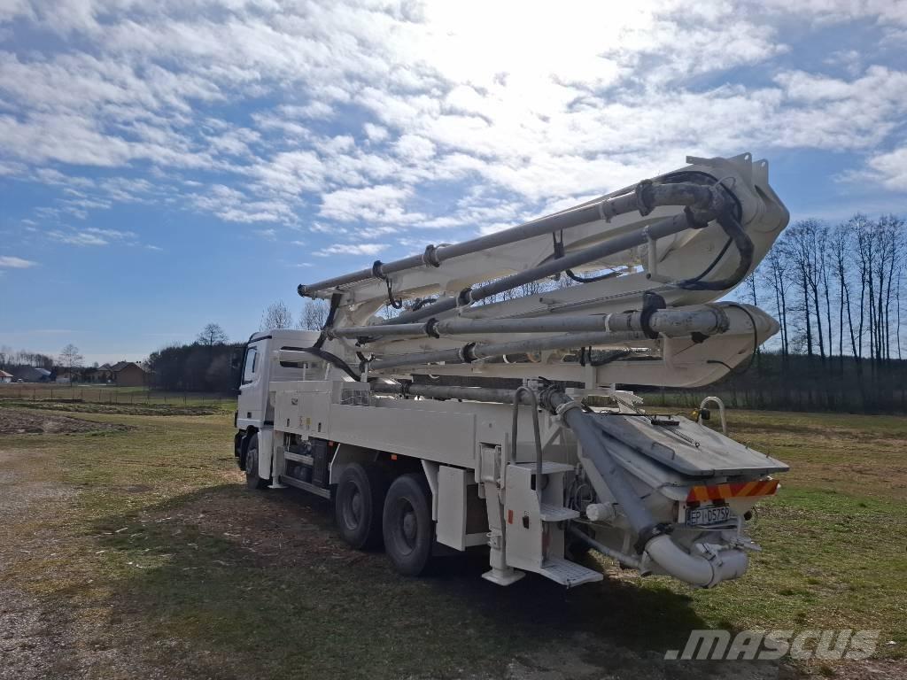 Mercedes-Benz Actros Lastbilar med betongpump