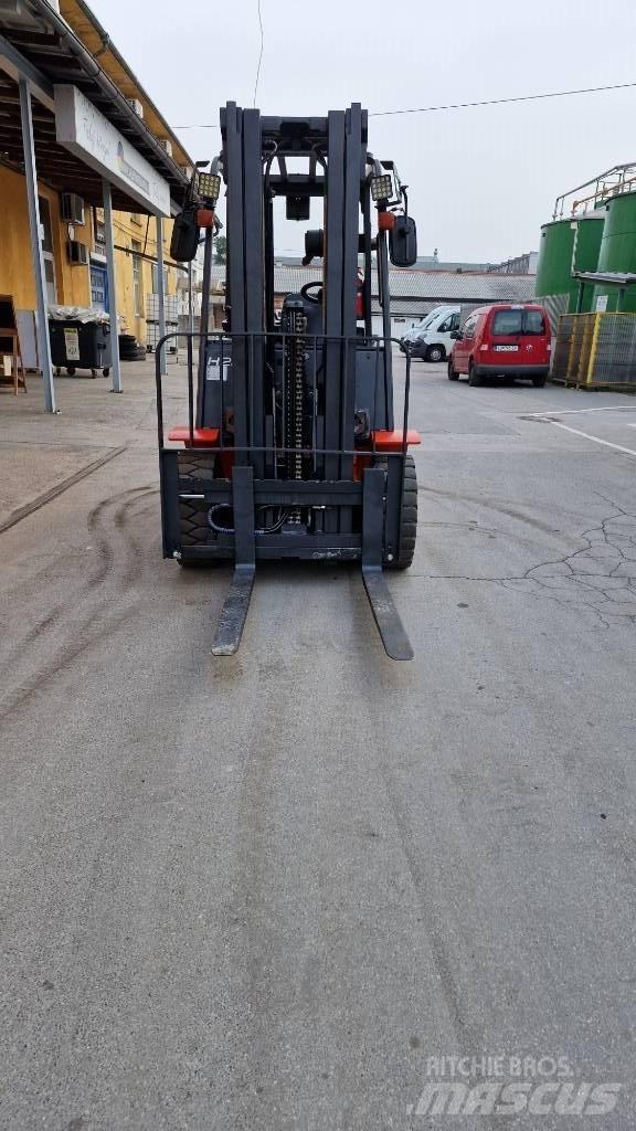 Linde H 25 D Dieselmotviktstruckar
