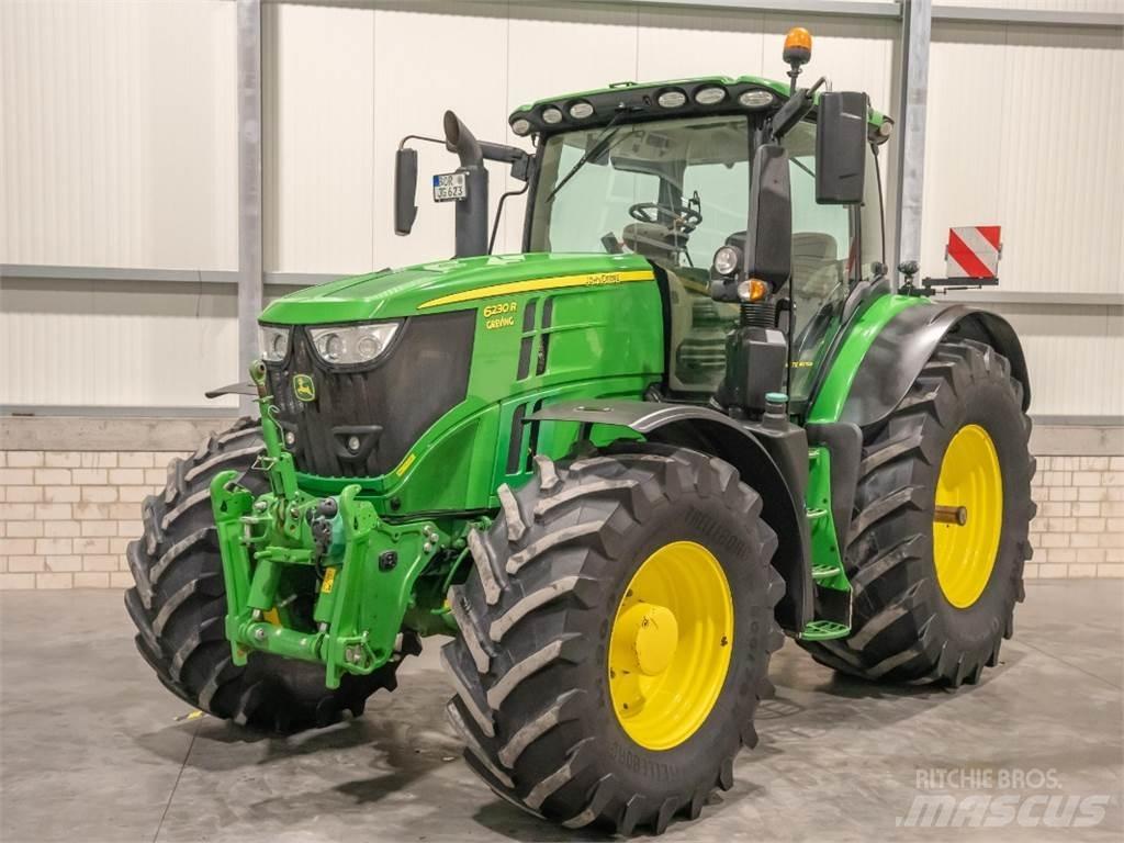 John Deere 6230R Traktorer