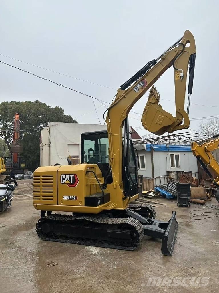 CAT 305.5 Minigrävare < 7t