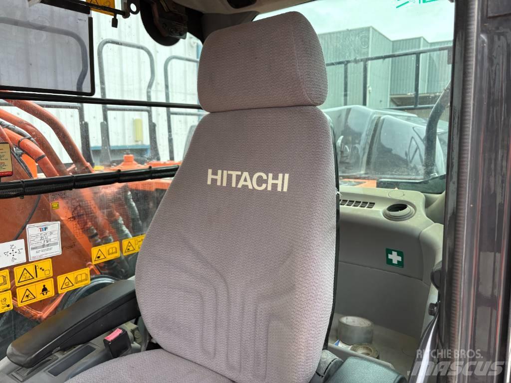 Hitachi ZX210LC-6 Bandgrävare