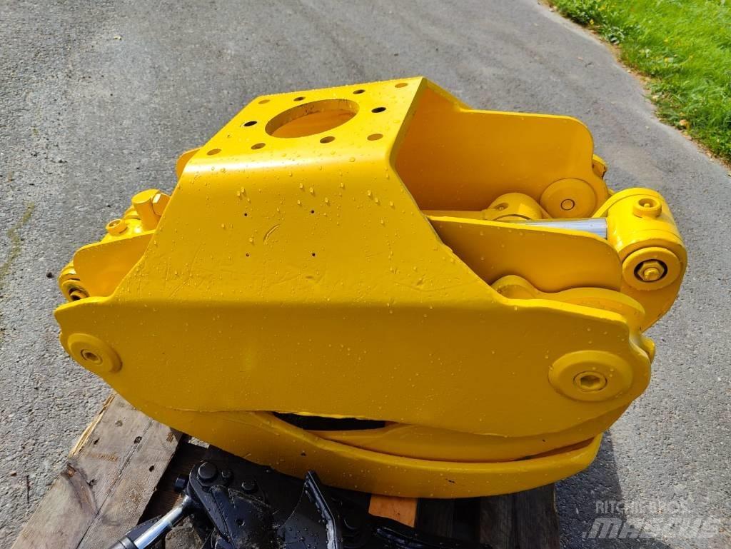 Komatsu G 28 Gripar
