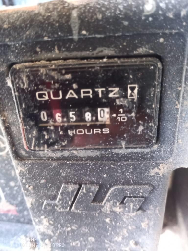 JLG 2030 ES Saxliftar