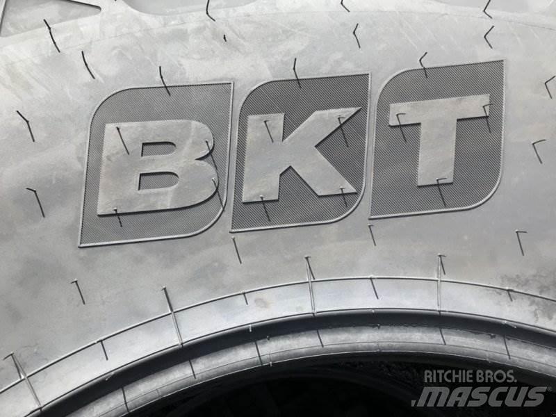 BKT 710/70R38 Däck, hjul och fälgar