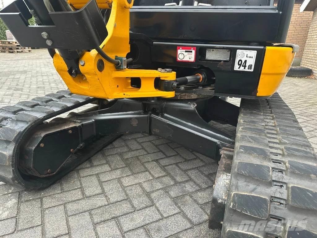 JCB 8026 CTS Minigrävare < 7t