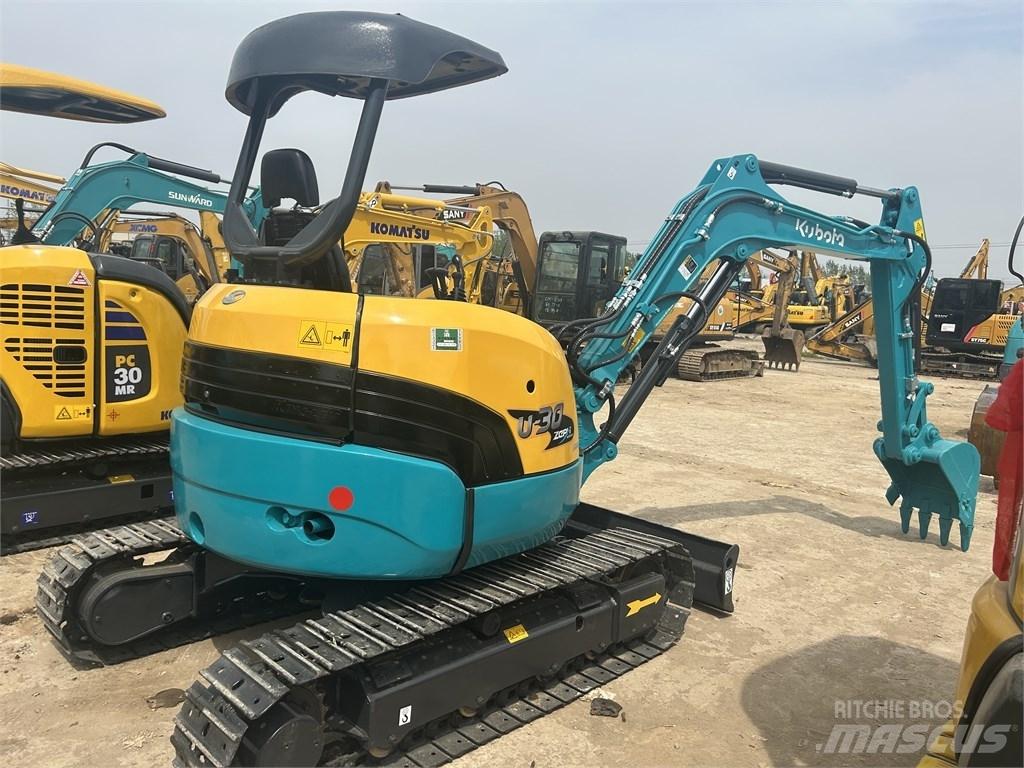 Kubota U 30 Minigrävare < 7t