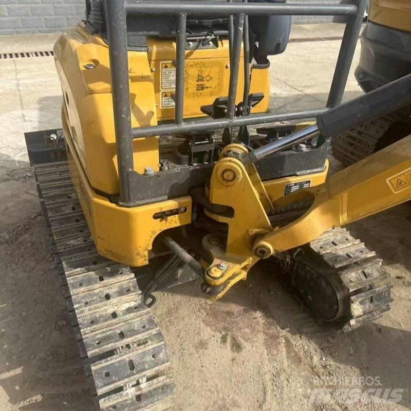 XCMG XE 17 U Bandgrävare