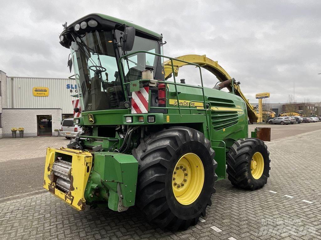 John Deere 7750I Självgående fälthackar
