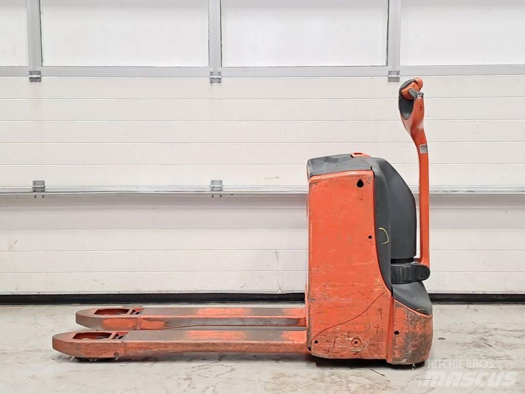 Linde T16 Låglyftare utan plattform