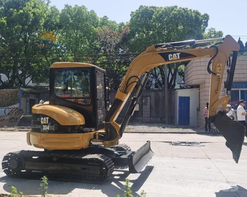 CAT 304 CR Minigrävare < 7t