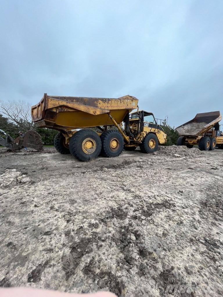 CAT 730 Midjestyrd dumper