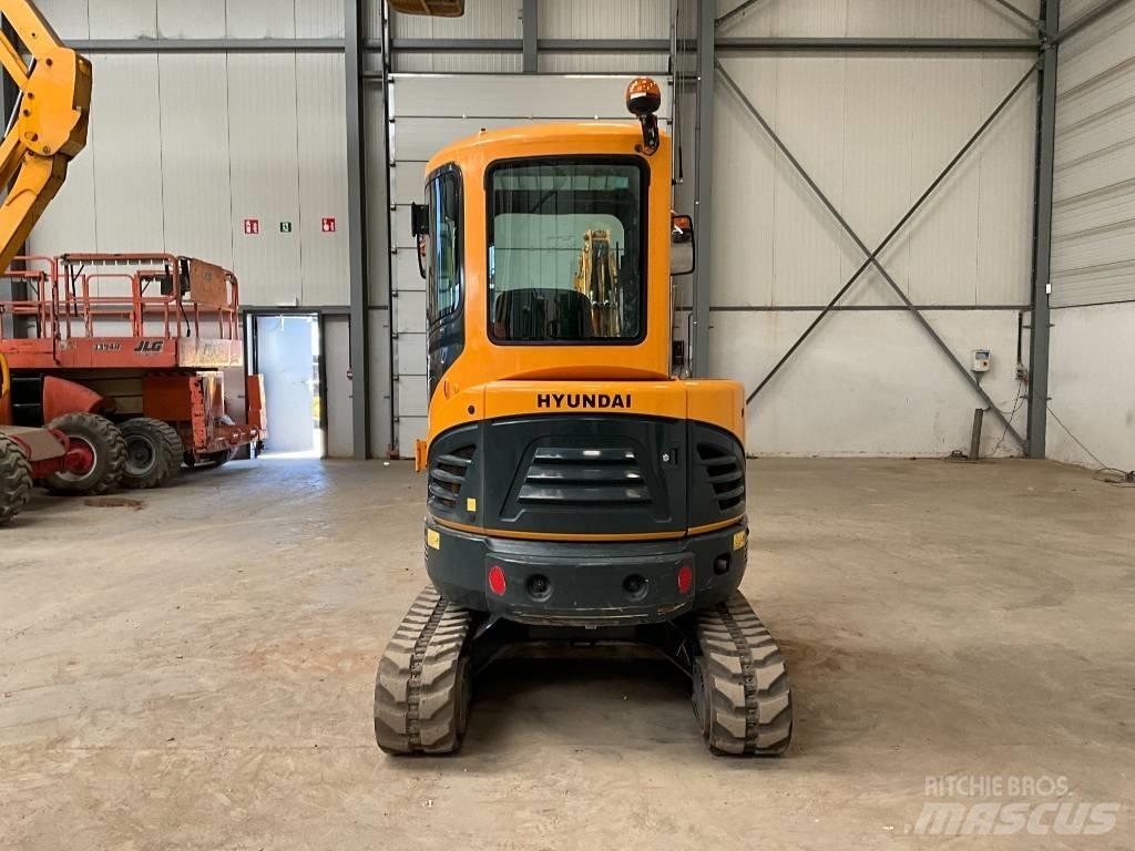 Hyundai 30 Z-9AK Minigrävare < 7t