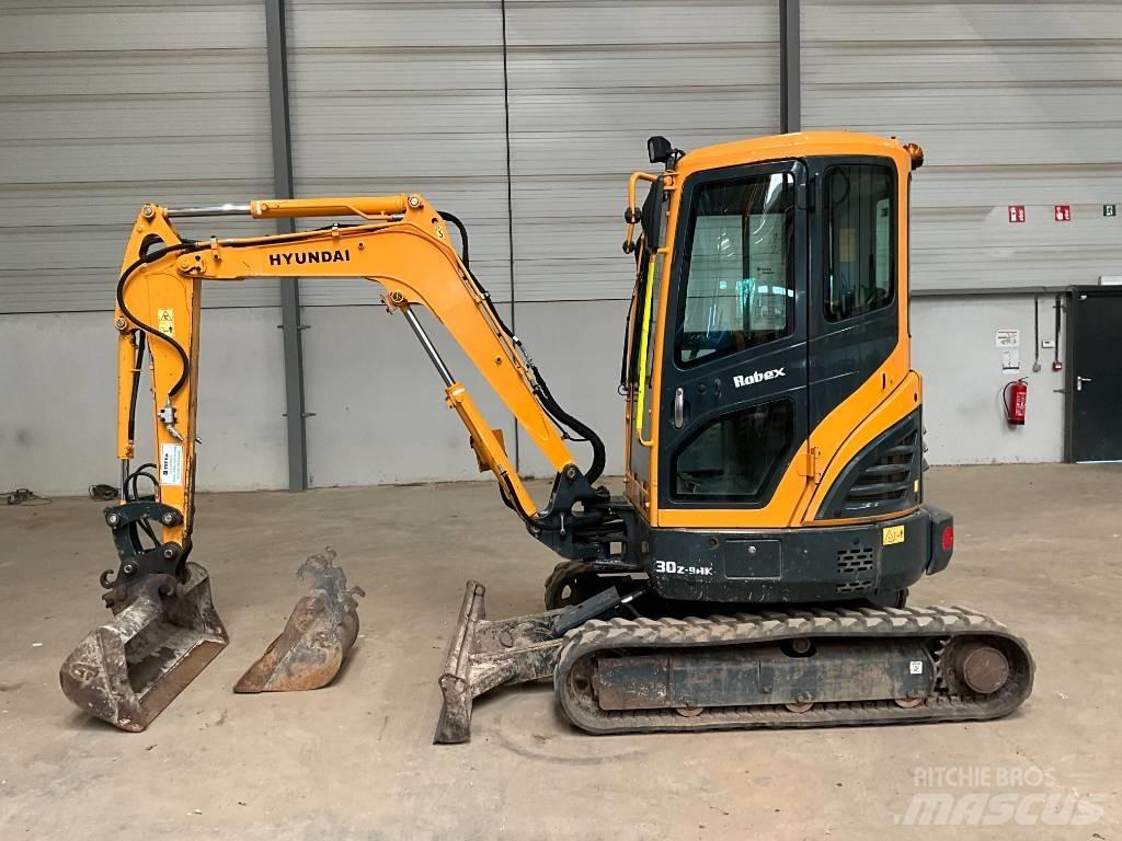 Hyundai 30 Z-9AK Minigrävare < 7t
