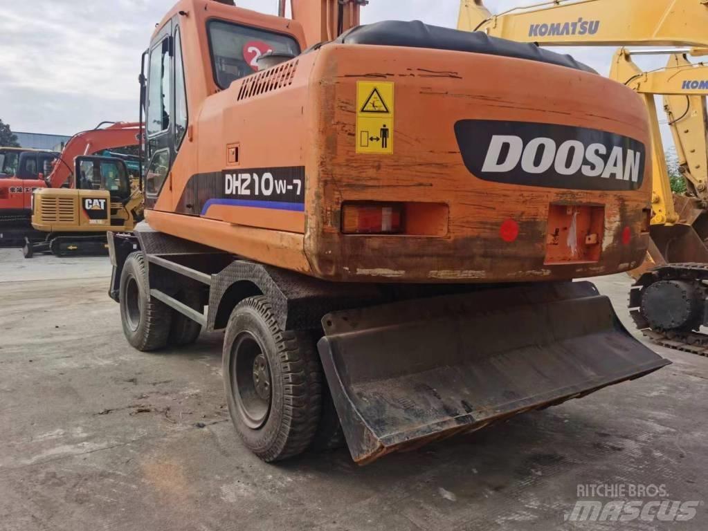 Doosan DH 210 W-7 Hjulgrävare