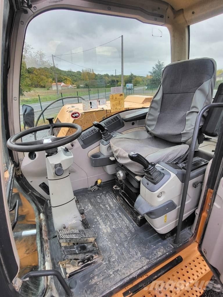 CASE WX 125 Hjulgrävare