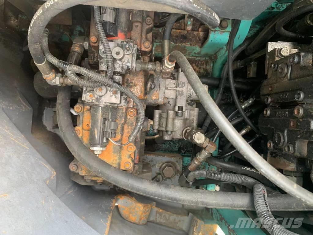 Kobelco SK 135 Bandgrävare