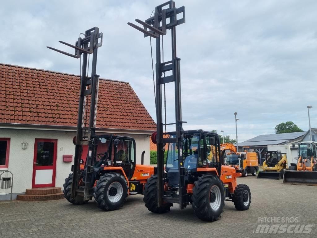 JCB 930-4 Terrängtruck