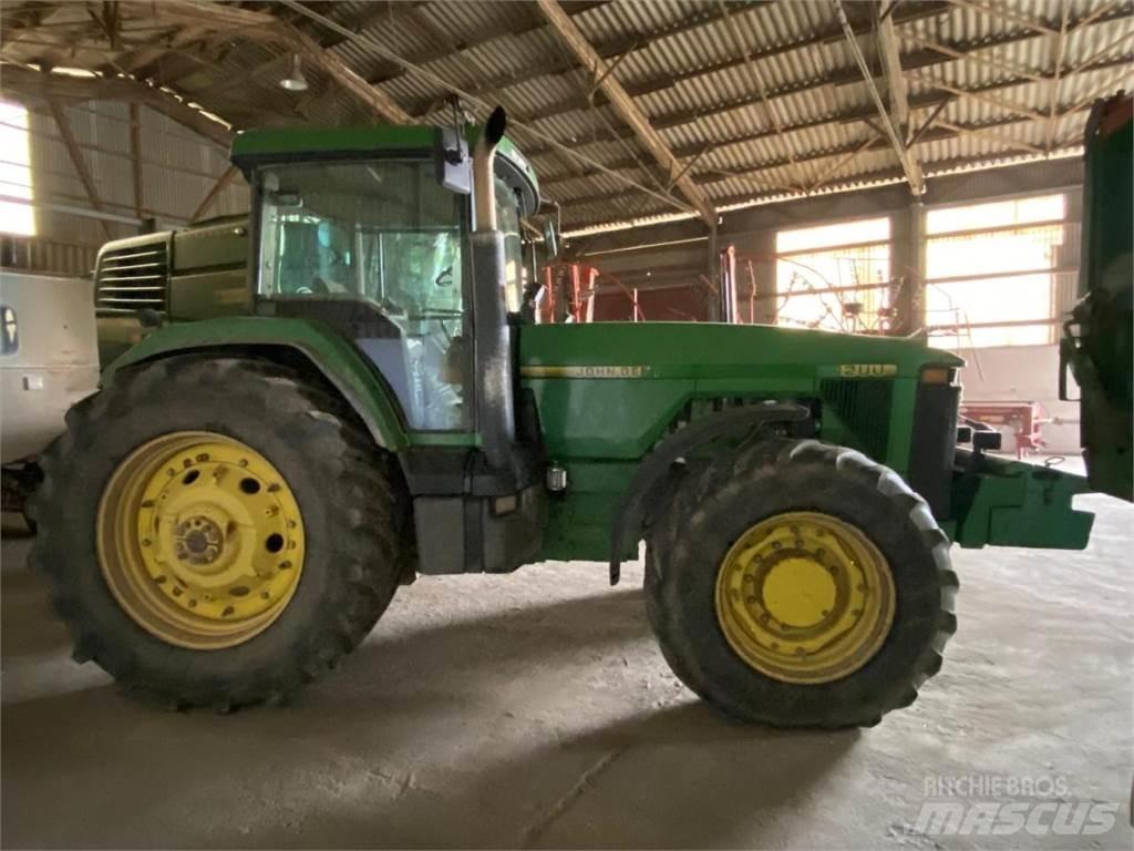 John Deere 8200 Traktorer