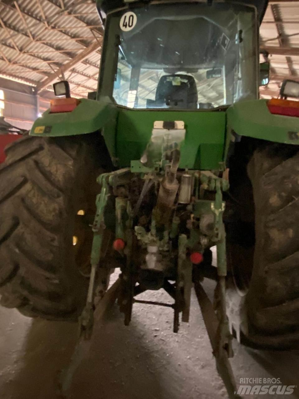 John Deere 8200 Traktorer