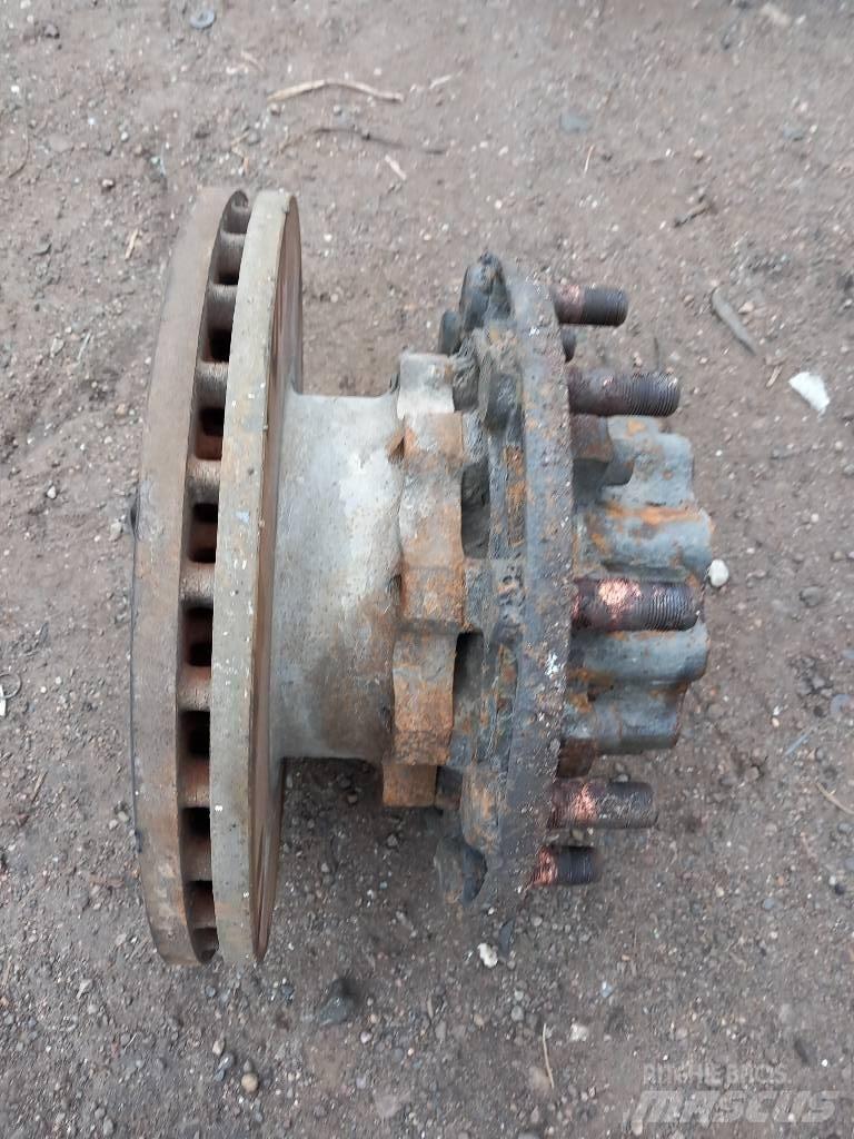 MAN TGM  81357010155 Hjulaxlar
