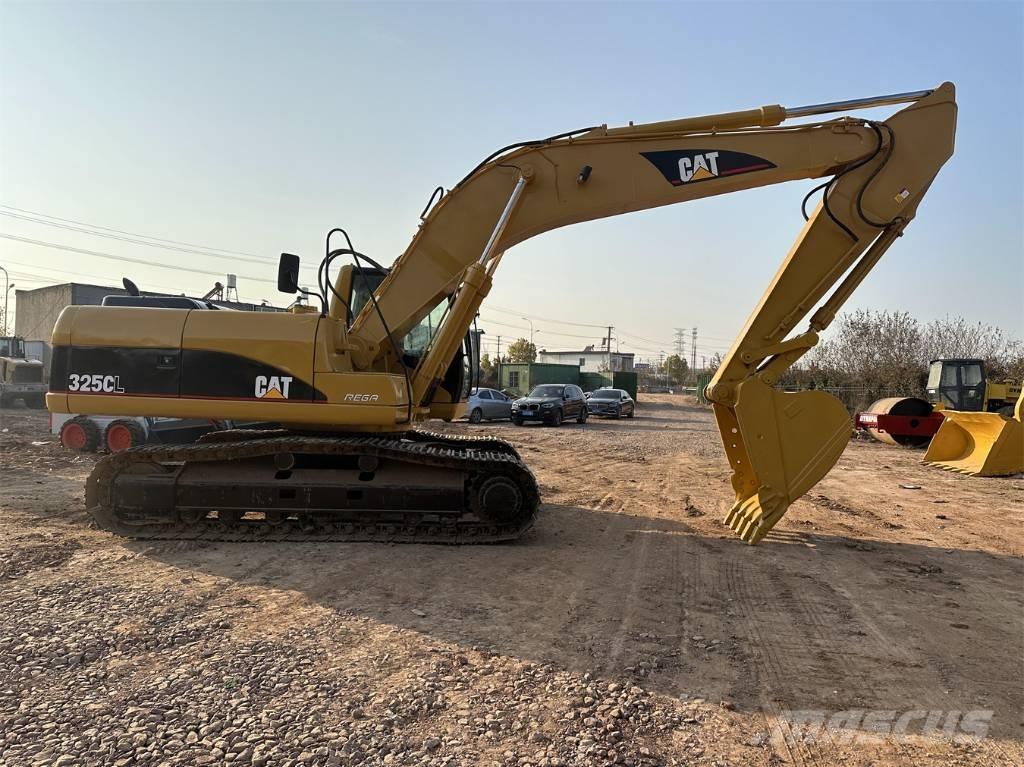 CAT 325 C Bandgrävare