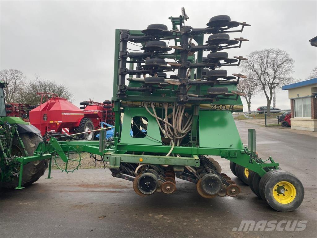 John Deere 750A 6m Precisionsåmaskiner