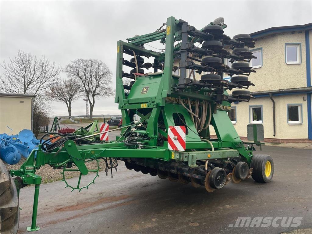 John Deere 750A 6m Precisionsåmaskiner