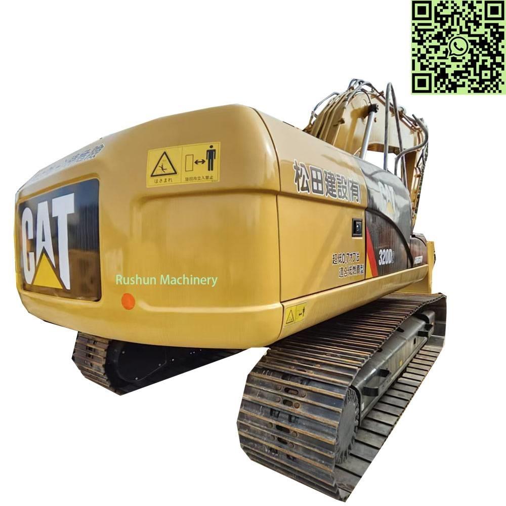 CAT CAT320D2 Bandgrävare