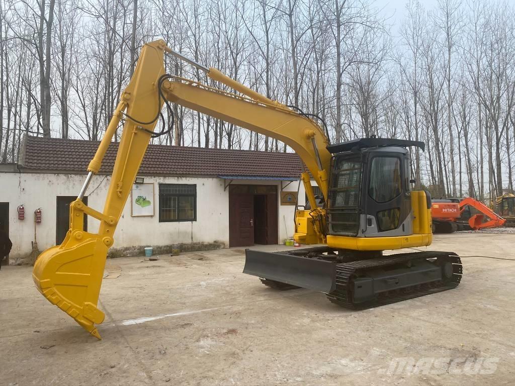 Komatsu PC128US Bandgrävare