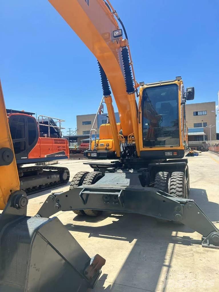 Hyundai R210W-9 Hjulgrävare