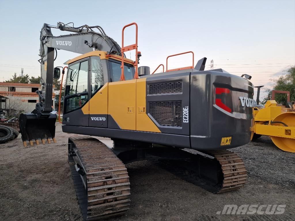 Volvo EC 220 E Bandgrävare